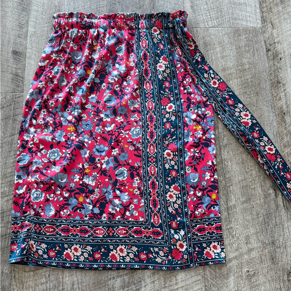 LOFT Red and Blue Floral Skirt NWOT